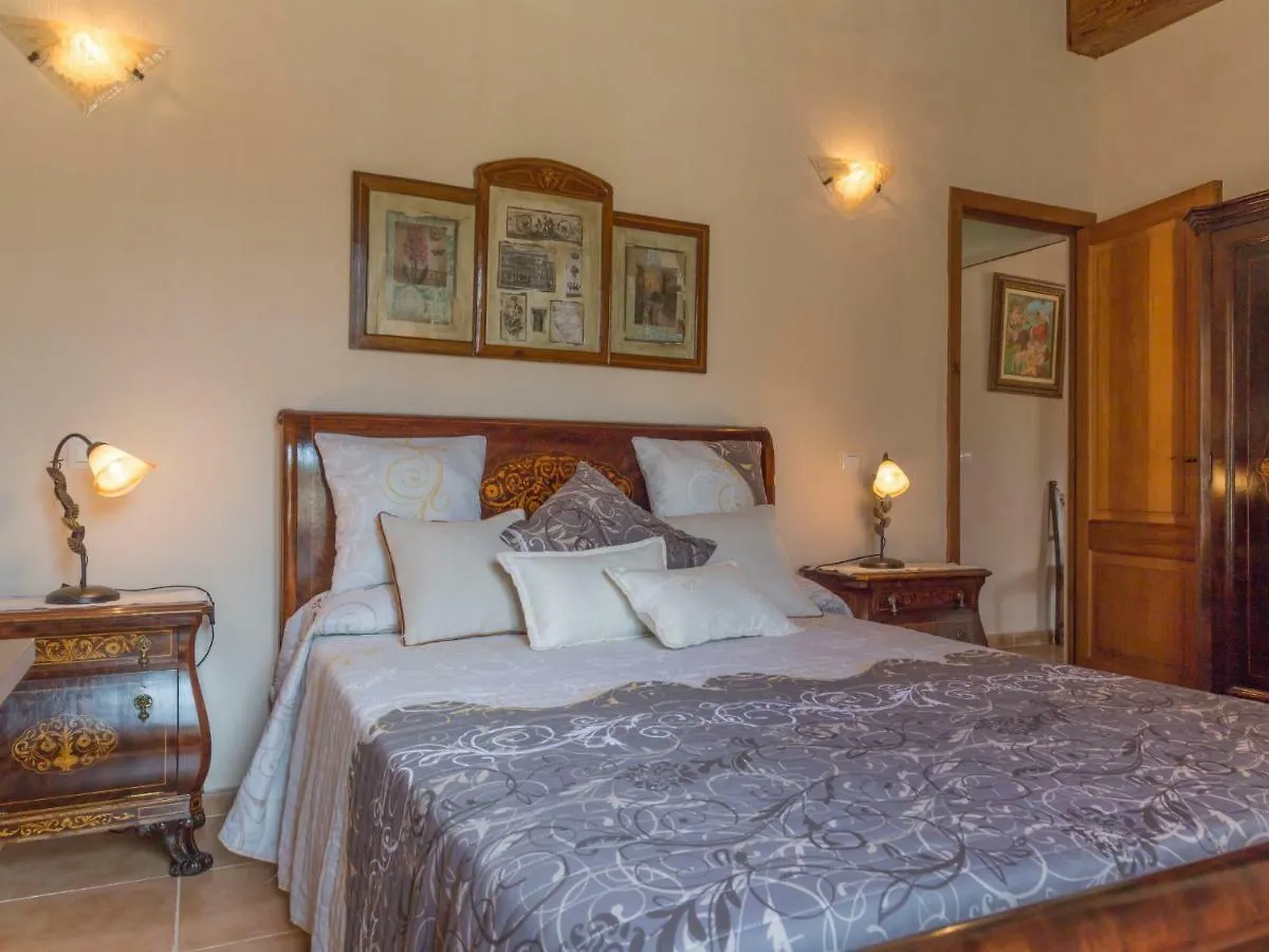 מורו Villa Els Pins By Interhome